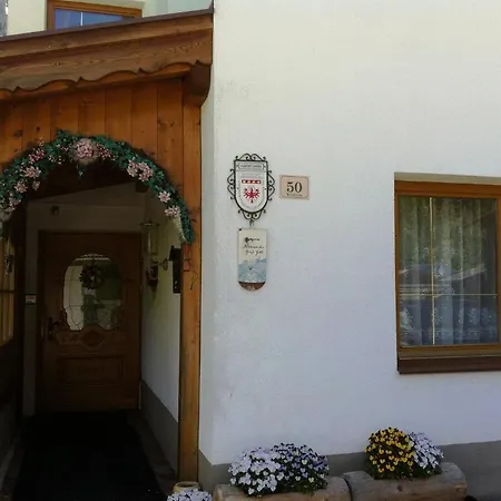 Haus Petra Pensionat Neustift im Stubaital