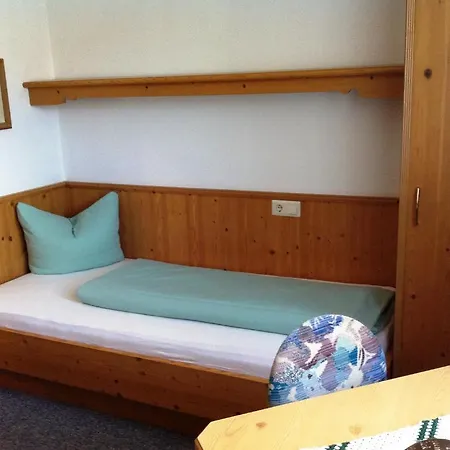 Haus Petra * 노이스티프트임스튀바이탈