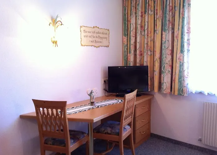 Pensionat Haus Petra *